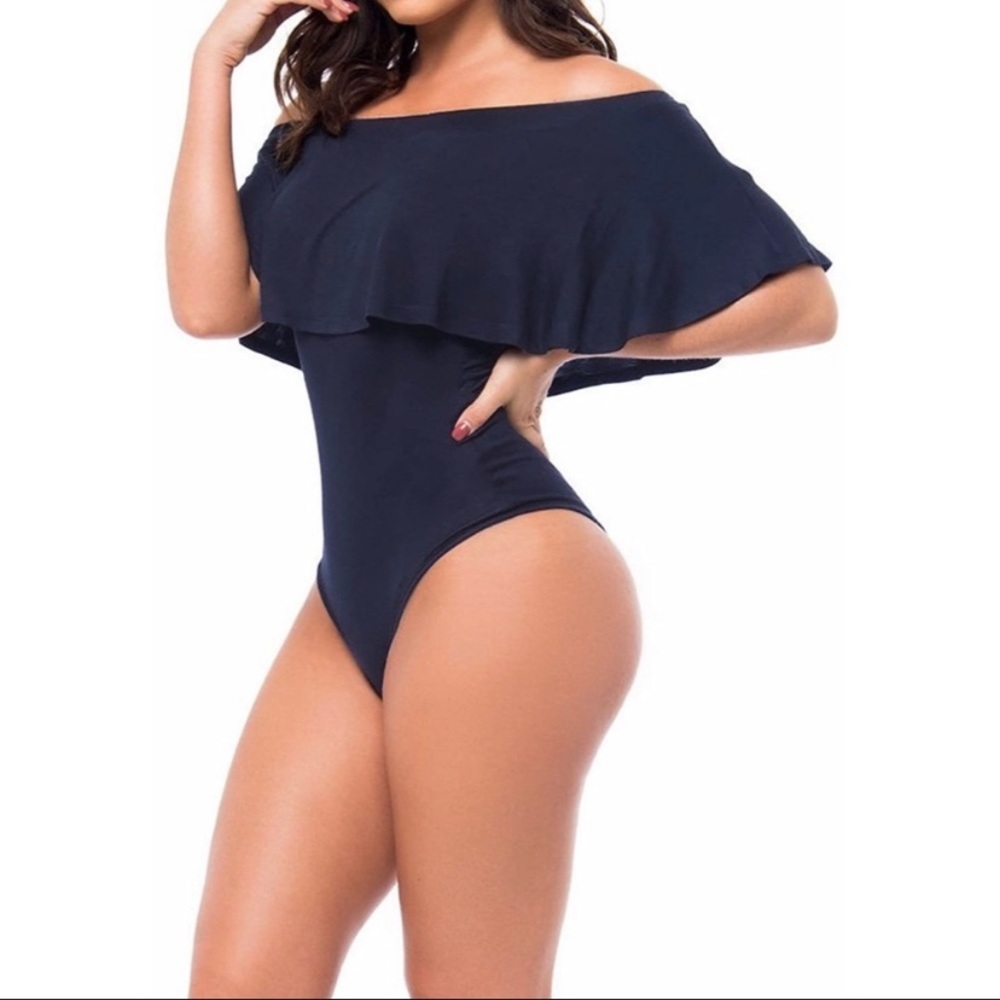 One-piece Off Shoulder Ruffles Monokini Swimsuit - S